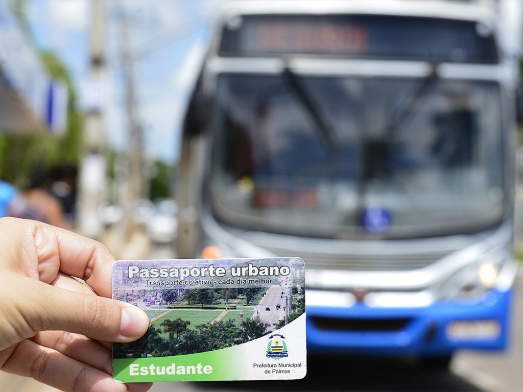 A iniciativa é desenvolvida pela Prefeitura de Palmas e visa custear passagens do sistema de transporte público para estudantes de baixa renda