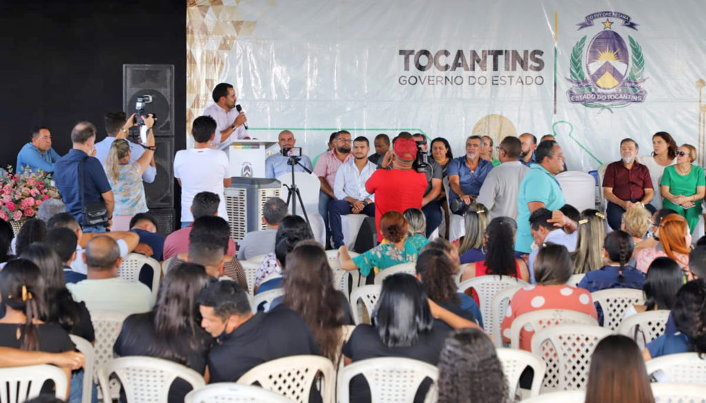 O Colégio Estadual Manoel Vicente de Souza conta com 347 alunos matriculados, sendo 323 do ensino médio em Tempo Integral e 51 no técnico em Informática