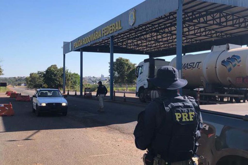 Além das ações de fiscalização, os esforços nas ações foram aplicados em comandos educativos