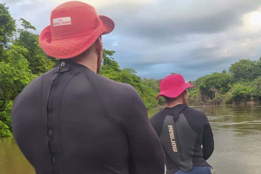 De acordo com as informações, a vítima estava tomando banho com outras duas amigas quando todas começaram a se afogar