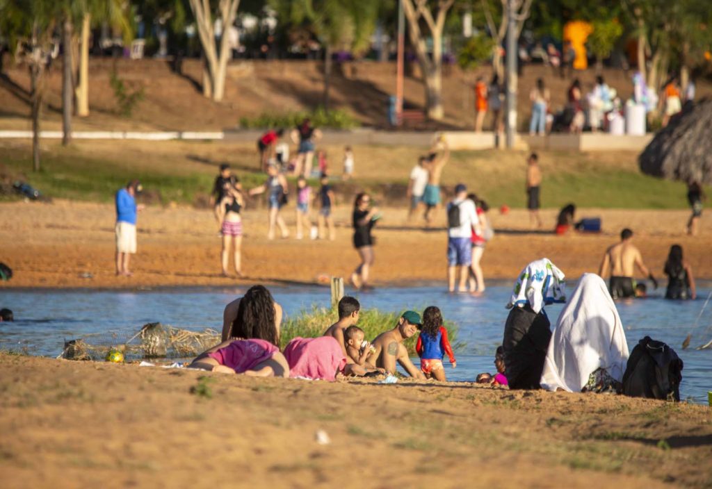 Dica para o período é se hidratar bastante, informa especialistaDica para o período é se hidratar bastante, informa especialista