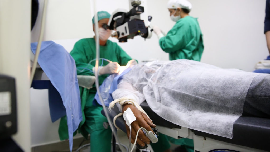 O procedimento será efetuado em pacientes com idades entre 60 e 80