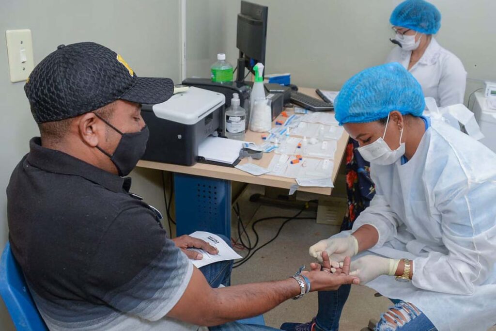 Novembro Azul traz alerta sobre cuidado com saúde do homem