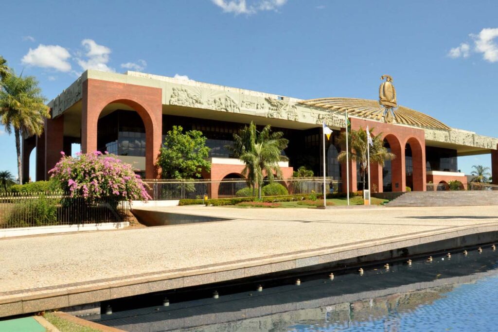 Governo do Tocantins repassa R$ 122 milhões aos municípios