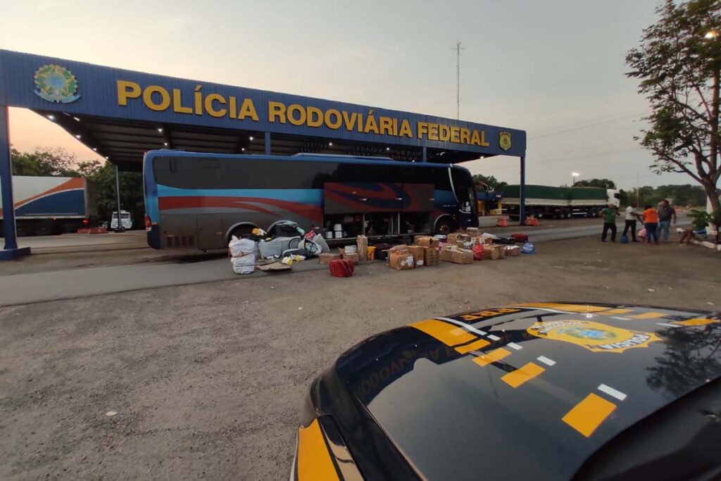 Mais de 5 mil itens foram apreendidos em um ônibus , em Gurupi/TO