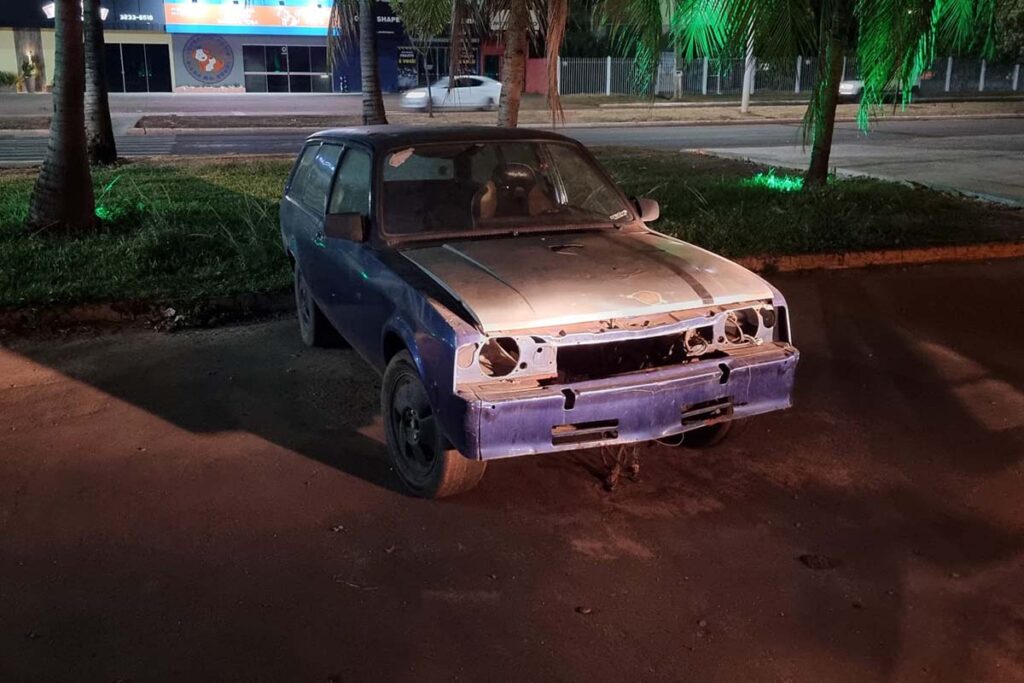 Prefeitura começa a remoção de veículos abandonados em vias públicas