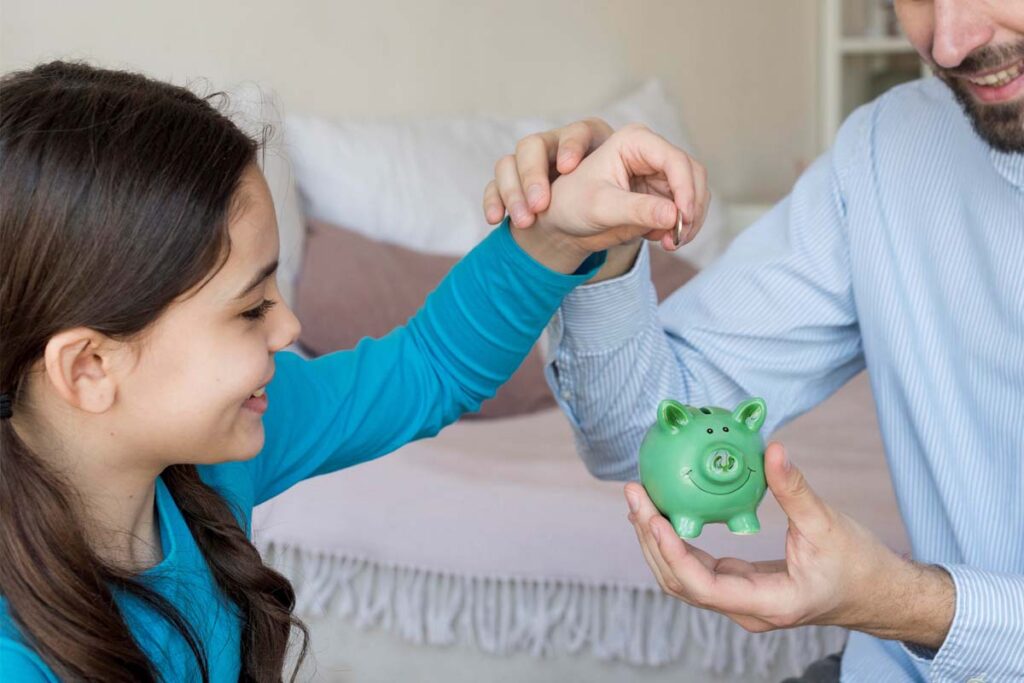 Educação financeira para crianças: organização e planejamento devem começar cedo