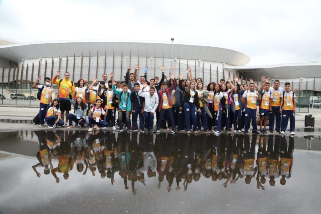 Segundo grupo da delegação do Tocantins desembarca no Rio de Janeiro para os Jogos Escolares do Tocantins