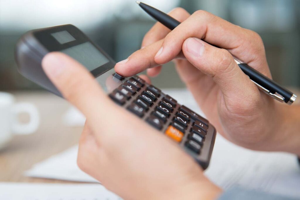 Final de ano é um bom período para a negociação de dívidas? Especialista financeira responde