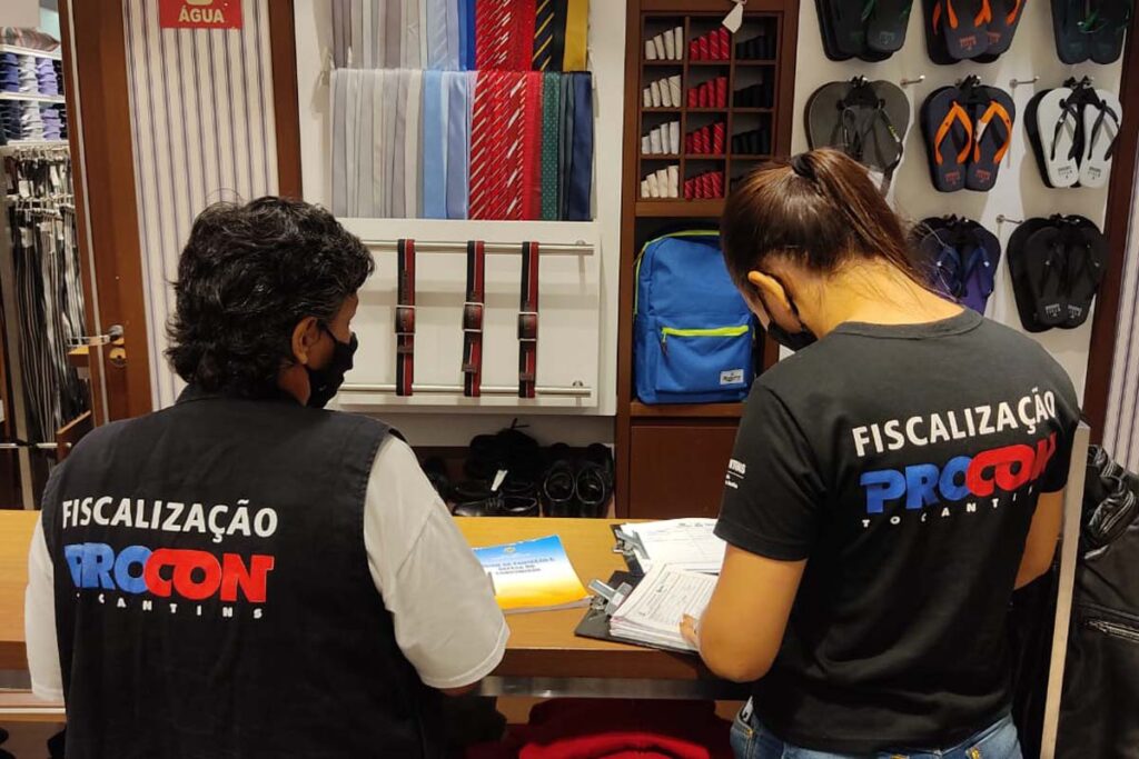 Procon Tocantins faz alerta sobre cuidados para compras na Black Friday