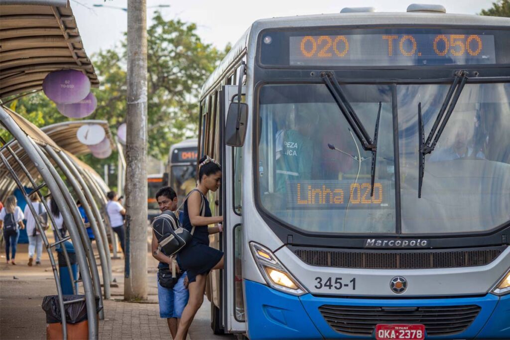 palmense contará com linhas especiais no transporte coletivo no Dia de Finados