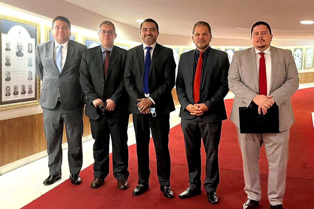 Governo do Tocantins se reúne com ministra do STF para tratar de impostos estaduais