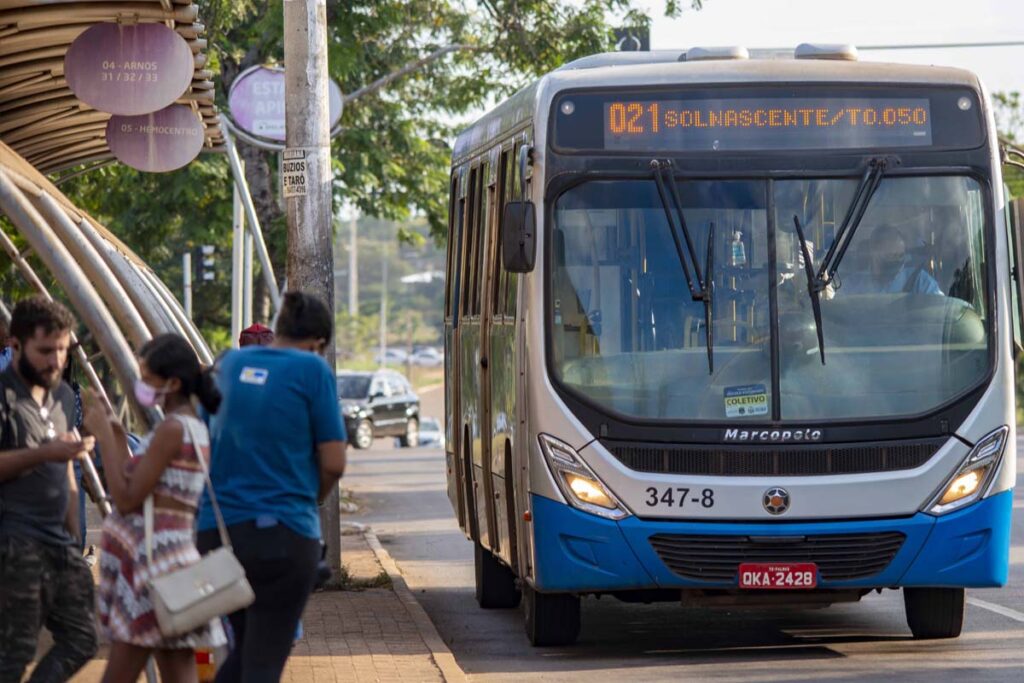 Transporte coletivo da Capital opera normalmente em dia de Brasil na Copa