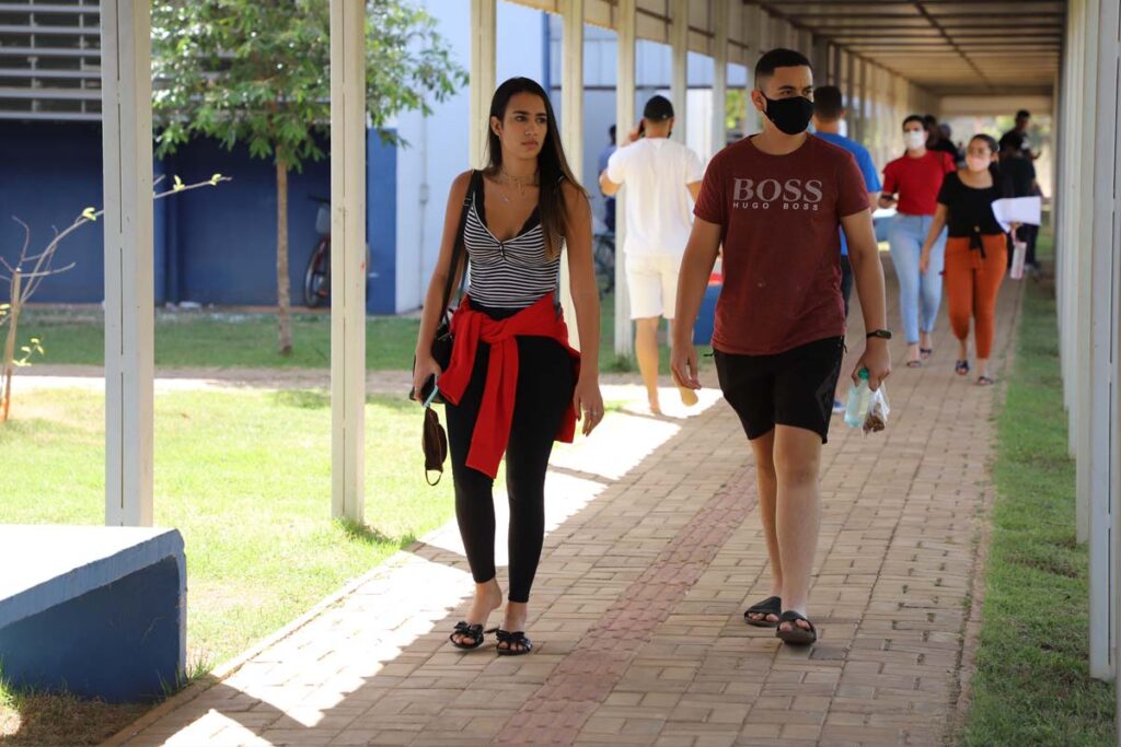 Unitins aplica provas do vestibular neste domingo, 4