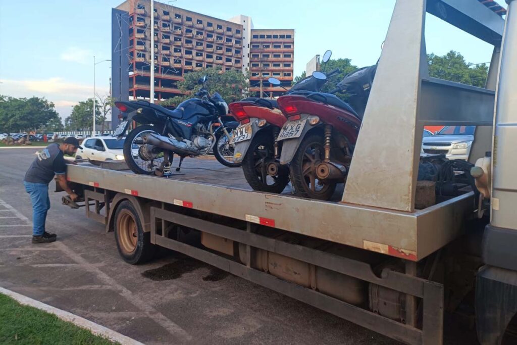 Blitz recolhe15 veículos no final de semana em Palmas