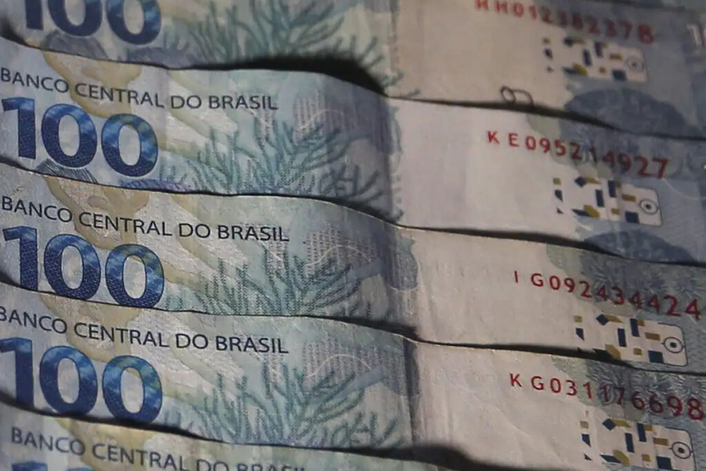 Prefeitura de Palmas antecipa pagamento de salários e injeta R$ 95,7 milhões na economia local