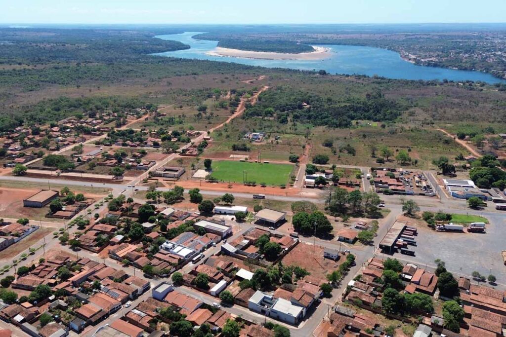 Governo do Tocantins determina contratação de barcos para travessia gratuita em Aguiarnópolis