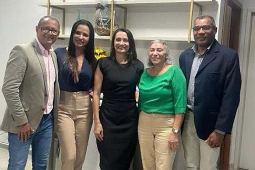 Em reunião entre gestoras, ações que priorizam o atendimento à mulher são alinhadas