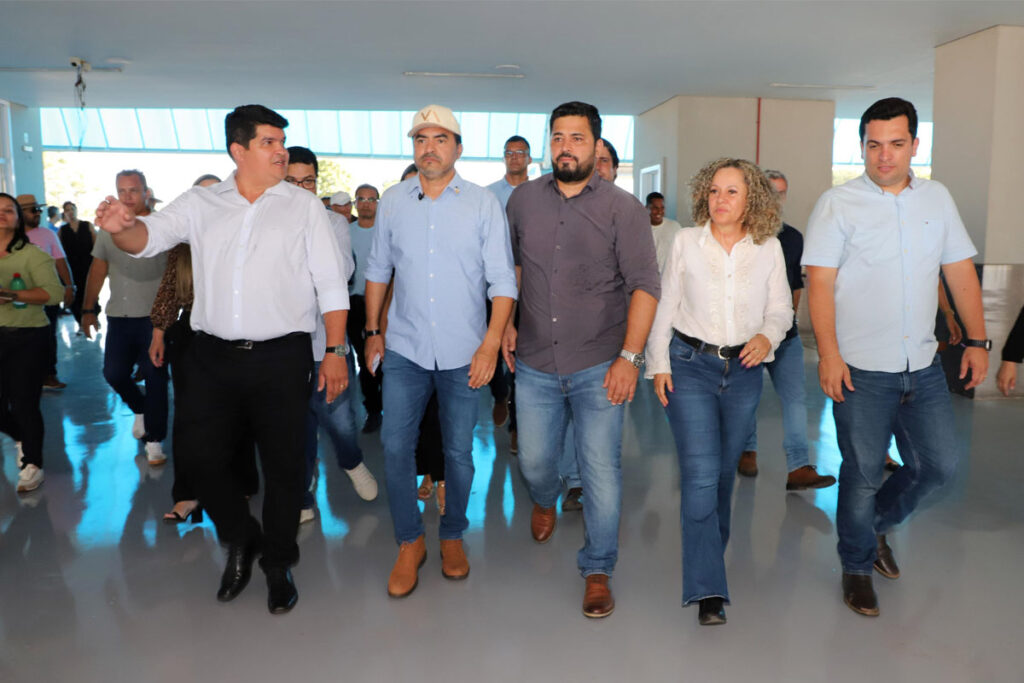 Em Gurupi, governador Wanderlei Barbosa articula ampliação do quadro de servidores da saúde