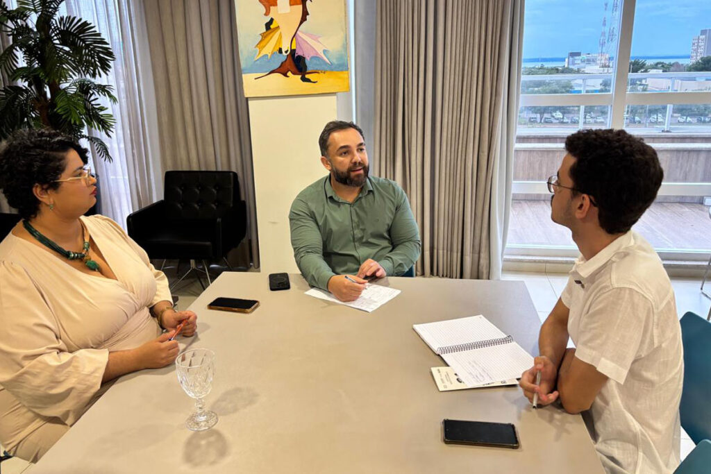 Coletivo SOMOS e UFT debatem passe livre estudantil na capital