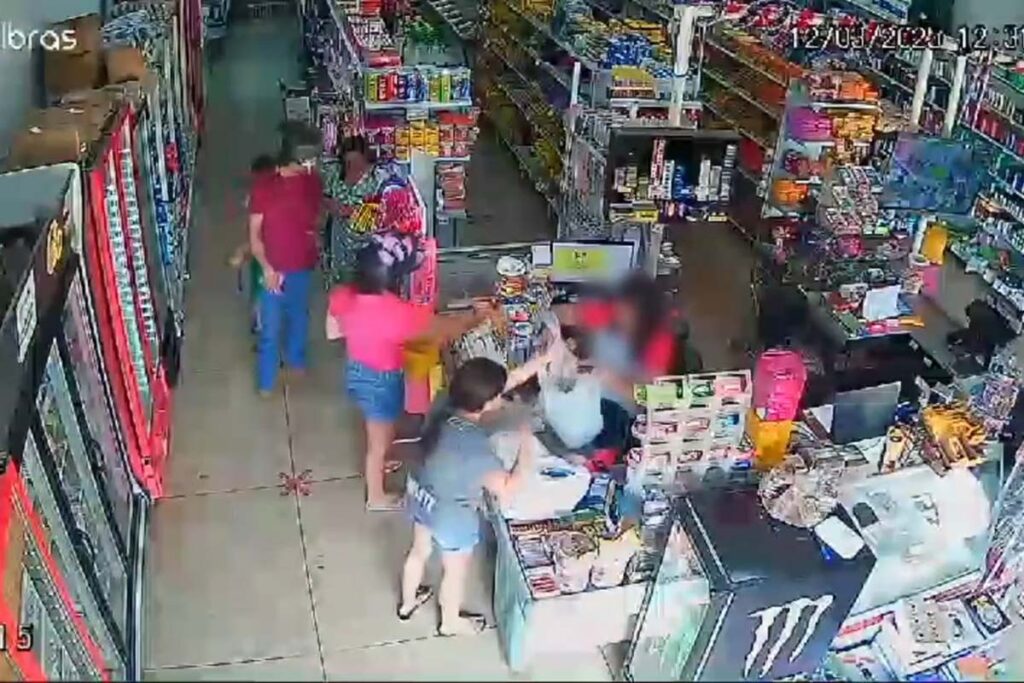 Funcionária é indiciada por estelionato após simular pagamentos no caixa em Paraíso do Tocantins