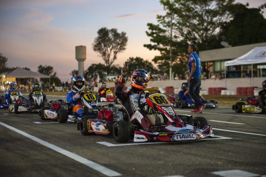 Pilotos aceleram na 2ª Etapa da Copa Palmas de Kart neste sábado (5)
