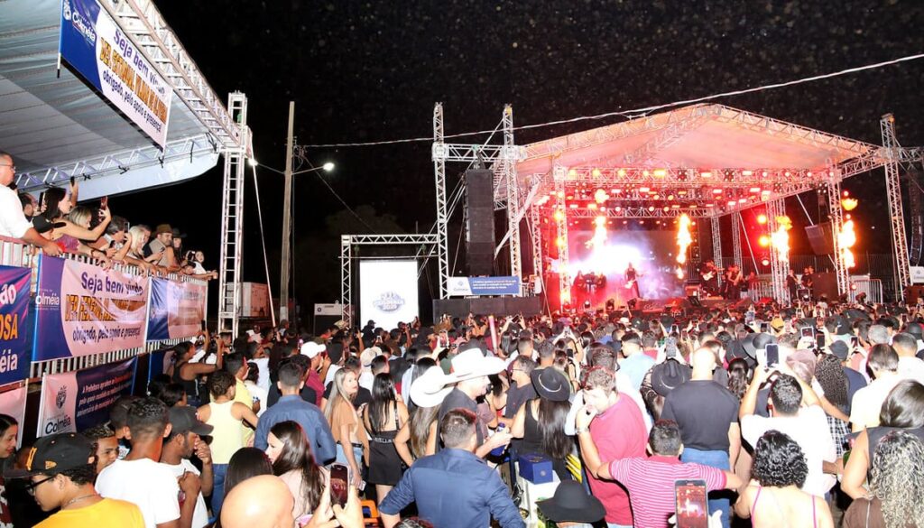 Colméia celebra 45 anos de emancipação com ExpoAgro e show de Natanzinho Lima