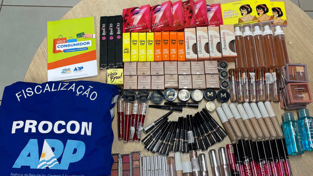 Procon Palmas apreende 133 produtos vencidos em operação de fiscalização