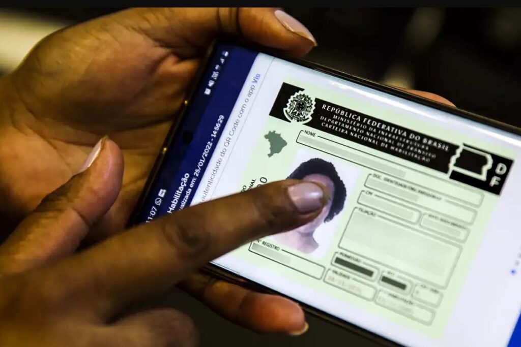 CNH gratuita: lei sancionada por Lula entra em vigor