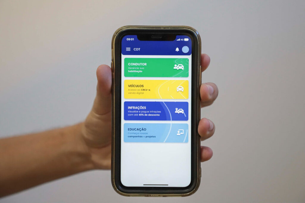 Detran Tocantins orienta sobre serviços digitais na Carteira Digital de Trânsito