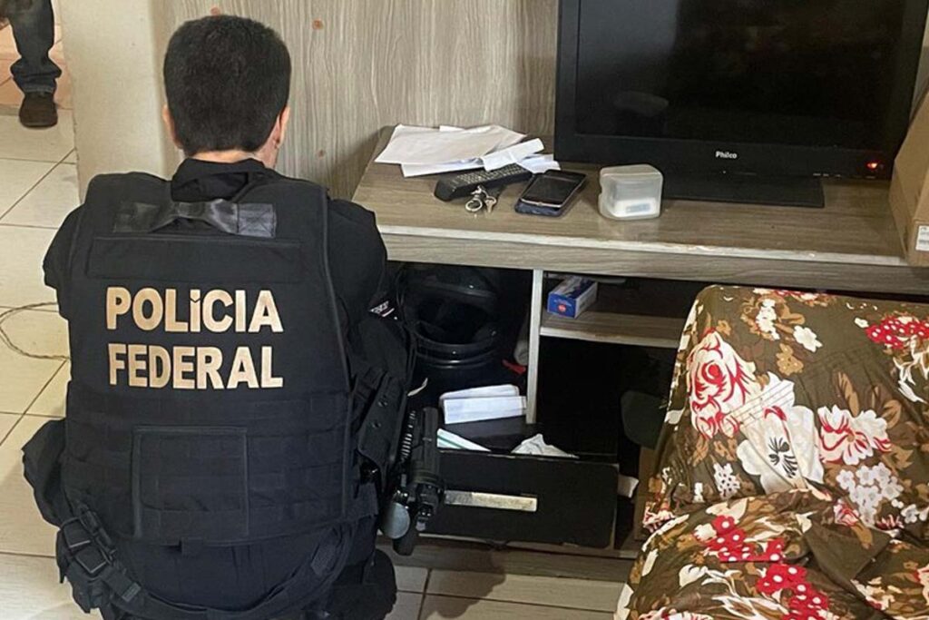 PF prende suspeito por armazenar pornografia infantil em Palmas