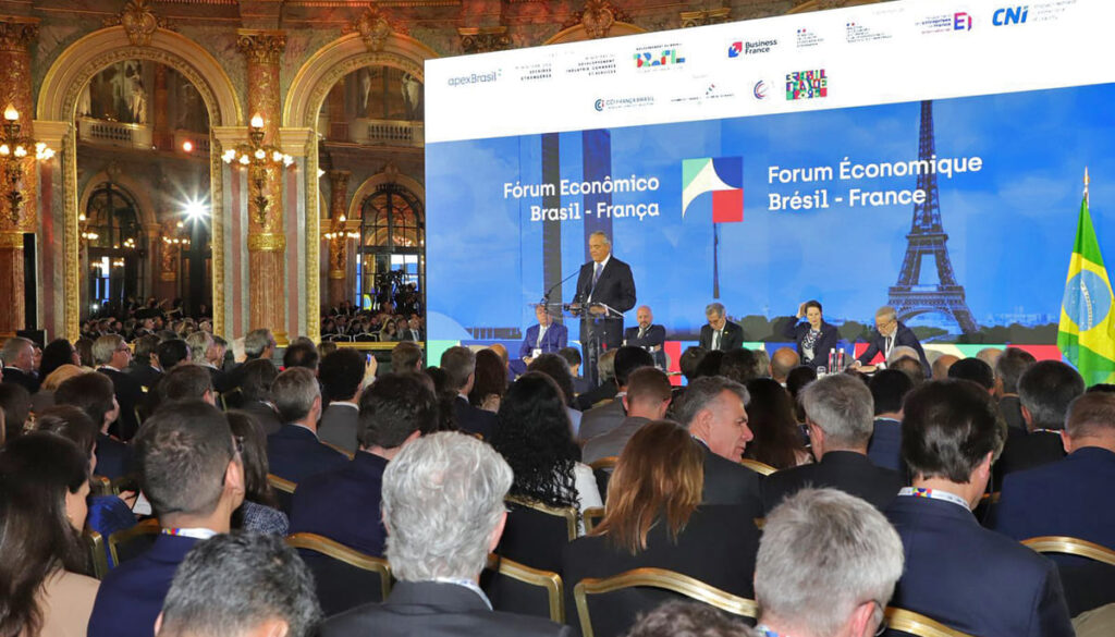 Tocantins participa de fórum Brasil-França e busca atrair investimentos internacionais