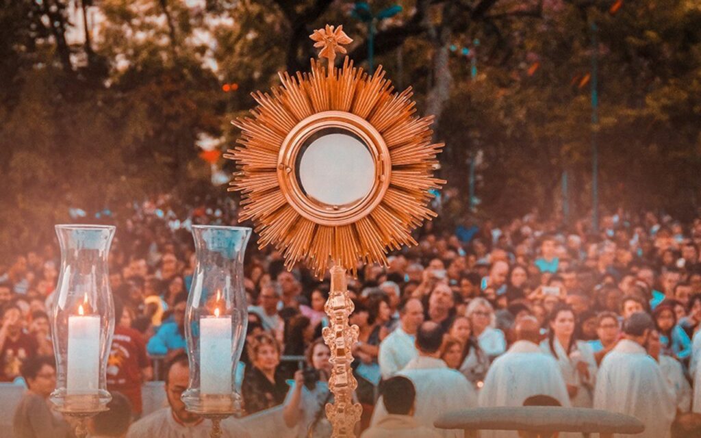 Governo do Tocantins decreta ponto facultativo nos dias 19 e 20 de junho por Corpus Christi