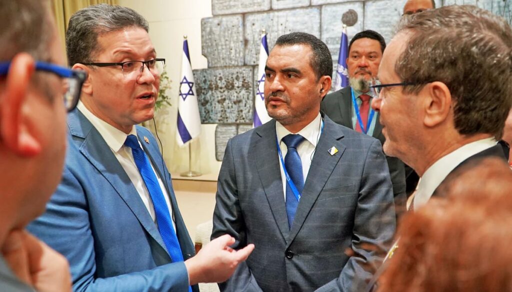 Governo do Tocantins participa de missão oficial em Israel para intercâmbio nas áreas de tecnologia e agricultura