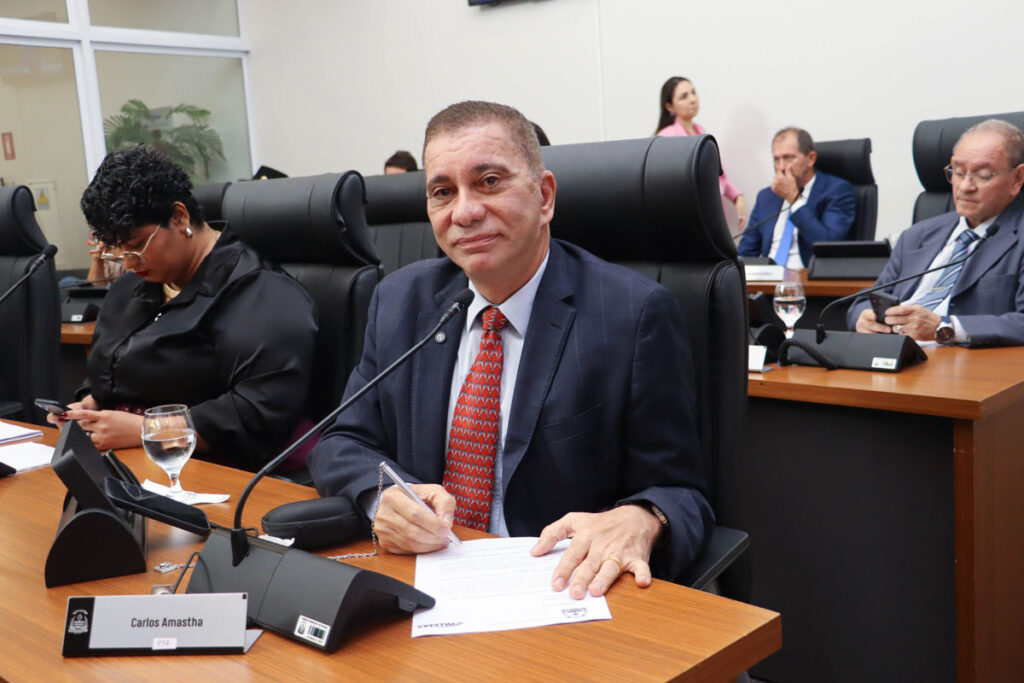 Carlos Amastha é exonerado da Secretaria de Zeladoria Urbana de Palmas e retorna à Câmara