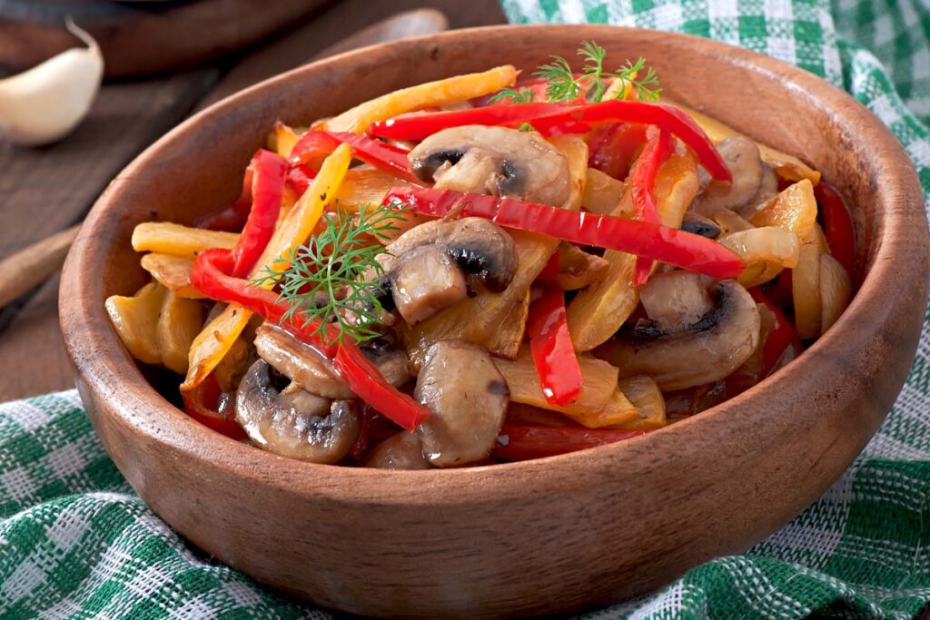 Gastronomia é decisiva para 69% dos brasileiros na hora de escolher destinos de viagem, aponta pesquisa