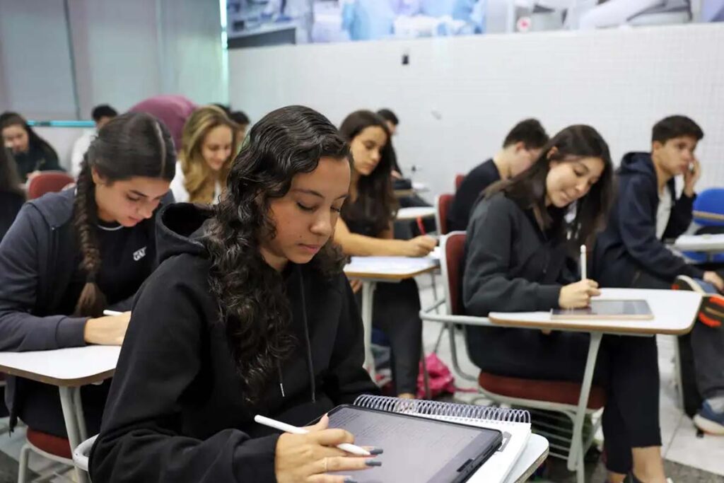 Inscrições para o Fies 2025 começam nesta segunda-feira com mais de 44 mil vagas disponíveis