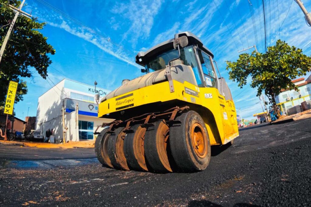 Obras de asfalto avançam em Taquaralto e melhoram acesso a comércio local
