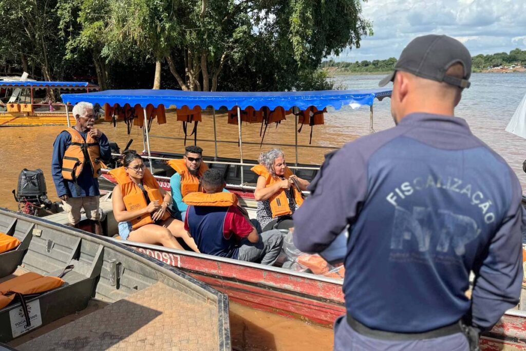 Travessia fluvial gratuita é mantida em Aguiarnópolis até dezembro de 2025
