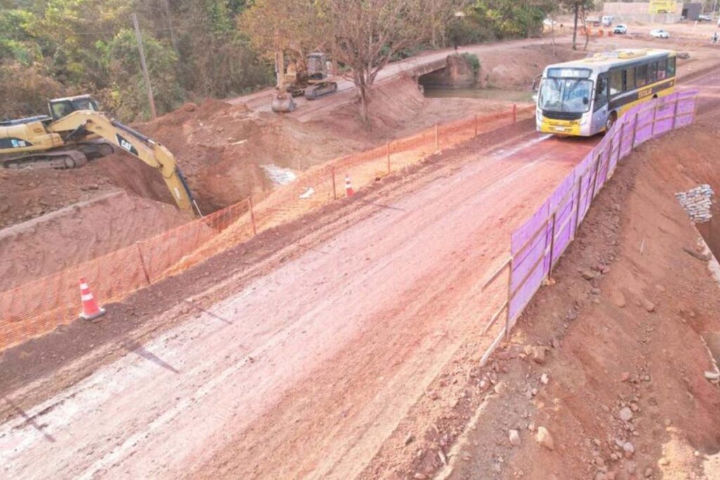 Demolição de ponte no córrego Água Fria libera novo acesso à região norte de Palmas