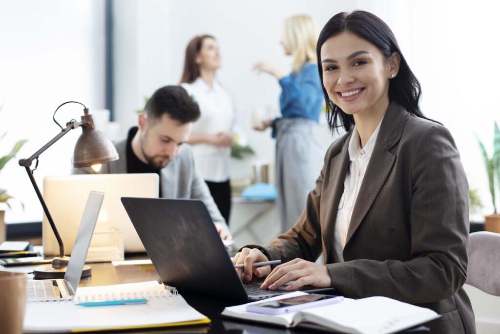 Mais de 260 vagas de emprego estão abertas em Palmas e região metropolitana