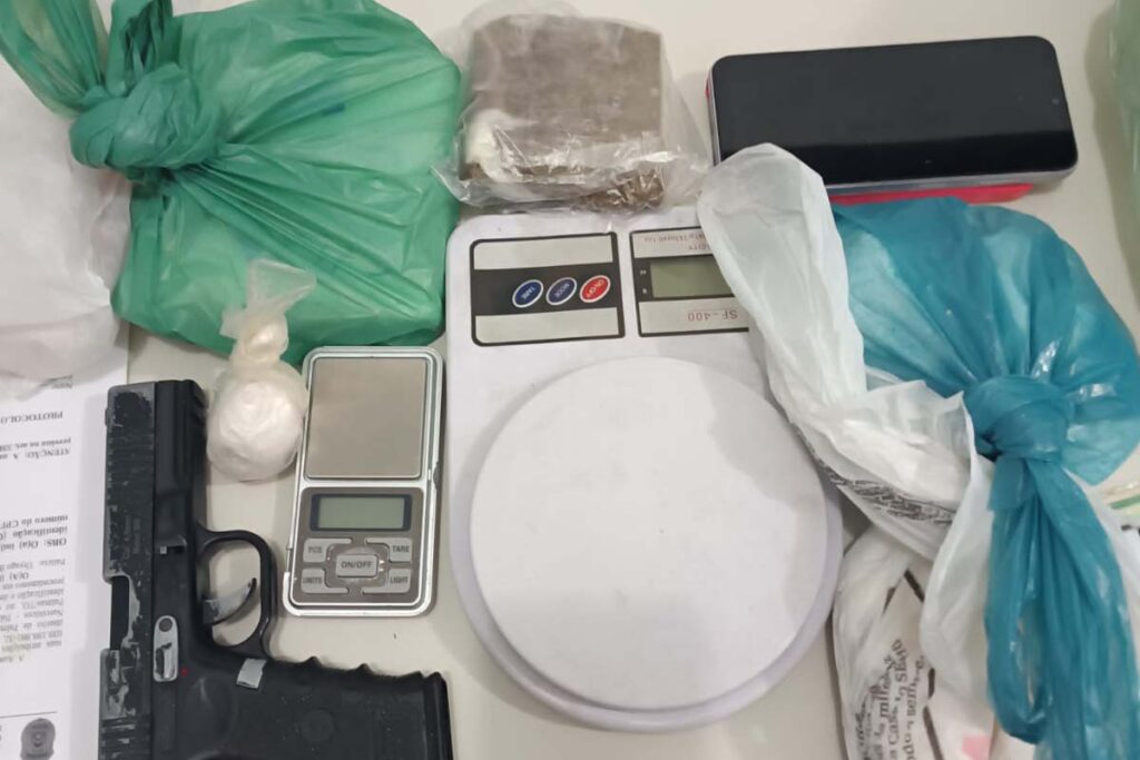 Casal é preso por suspeita de tráfico de drogas em Palmas