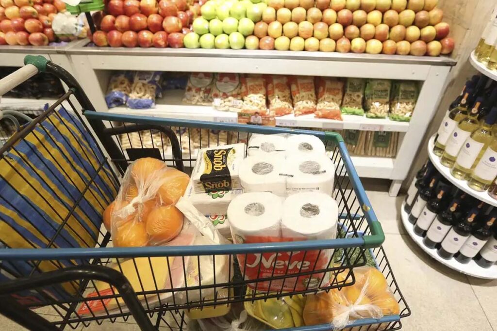 Cesta básica em Palmas registra maior queda de preços em três anos