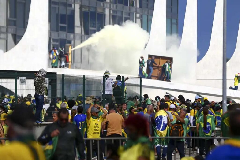 Como o histórico de anistias alimenta o ímpeto golpista na política brasileira