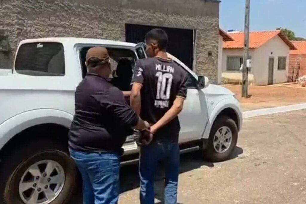 Homem é preso em Paraíso do Tocantins suspeito de duplo homicídio em frente à unidade prisional
