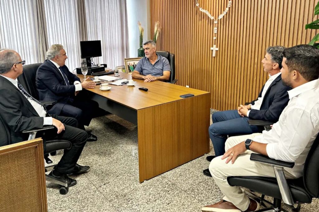 Laurez Moreira inicia articulação política com primeira visita oficial à Assembleia Legislativa do Tocantins