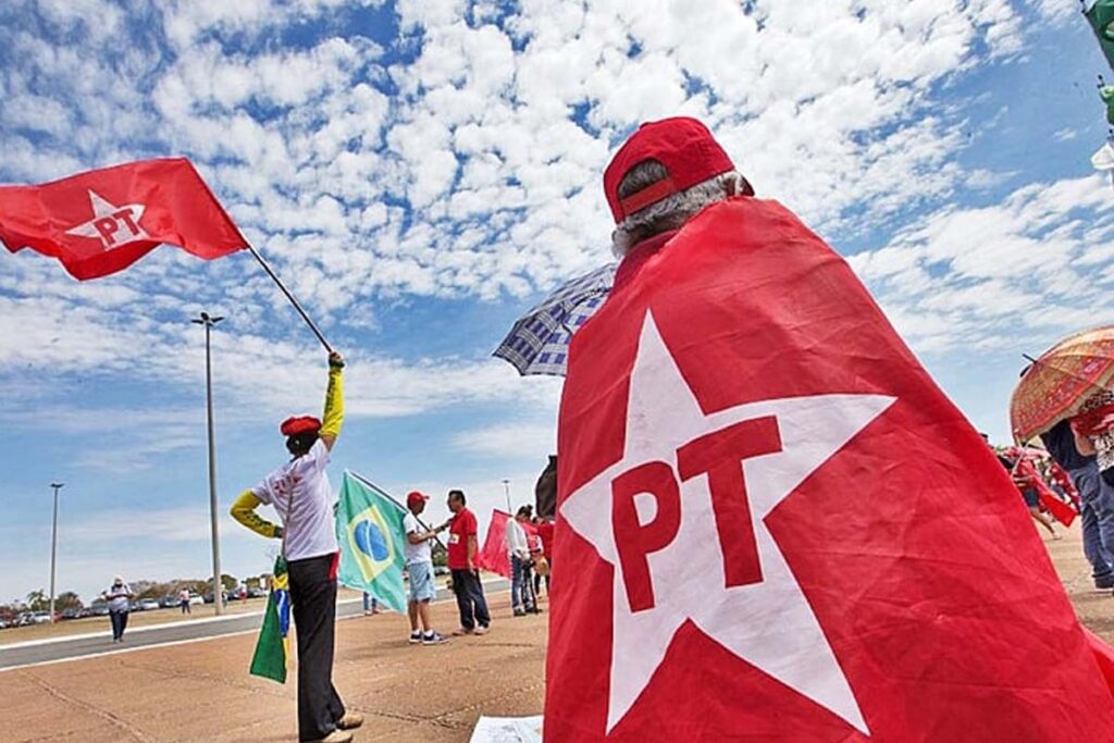 PT pode ganhar espaço no governo interino de Laurez Moreira no Tocantins