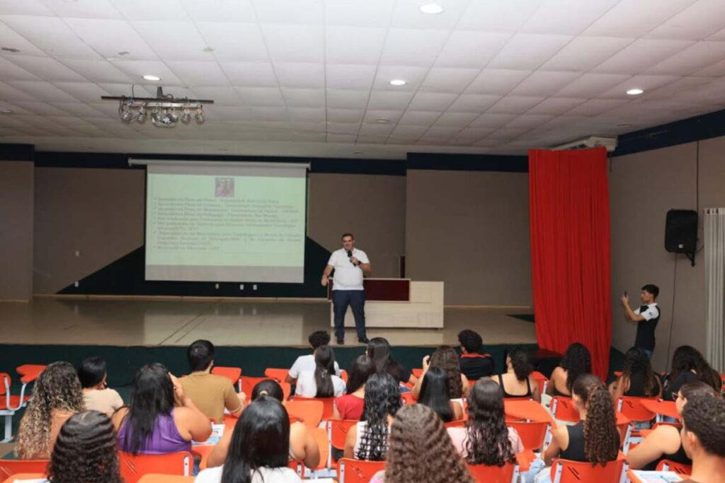 Prefeitura de Palmas inicia Aulões Preparatórios gratuitos para o Enem 2025