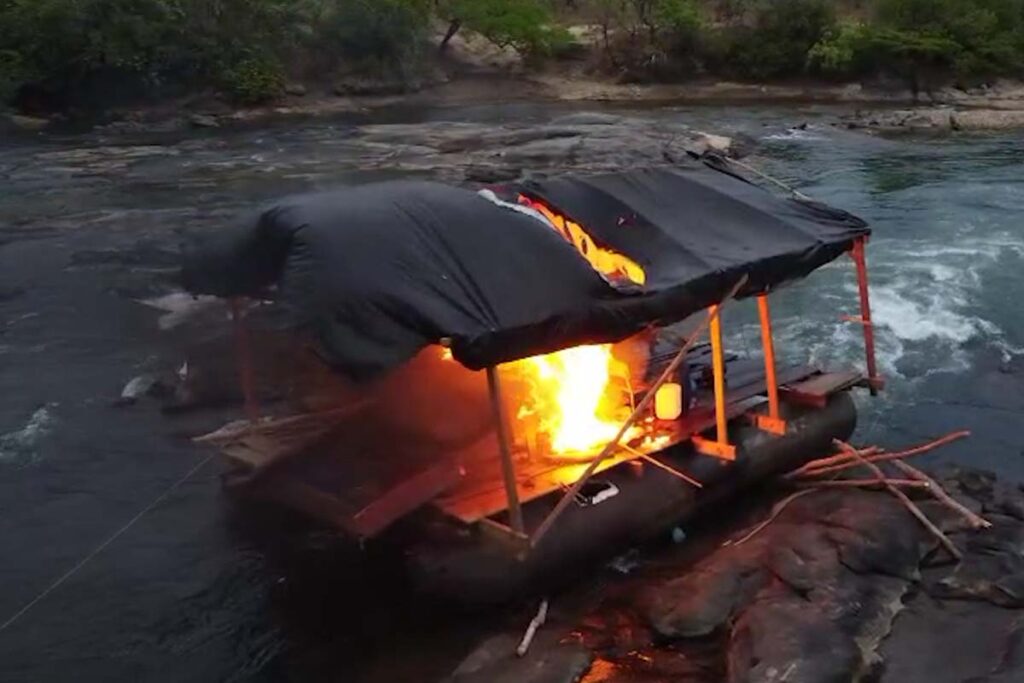 Operação desativa balsas usadas em garimpo ilegal no Rio Manoel Alves, em Almas