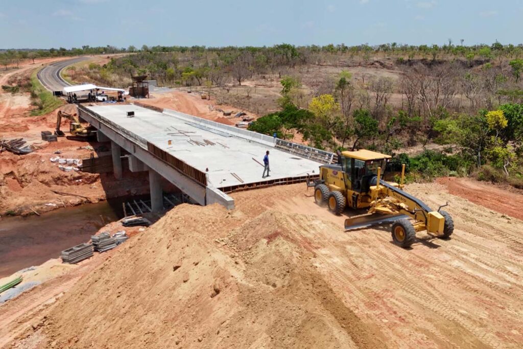 Ponte sobre o Rio Vermelho, entre Lagoa do Tocantins e São Félix deve ser entregue em dezembro